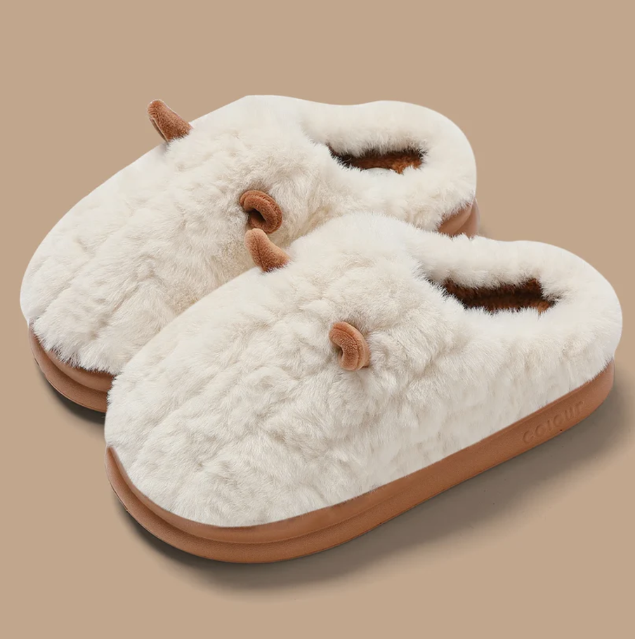 LAINE Warm Furry Slippers